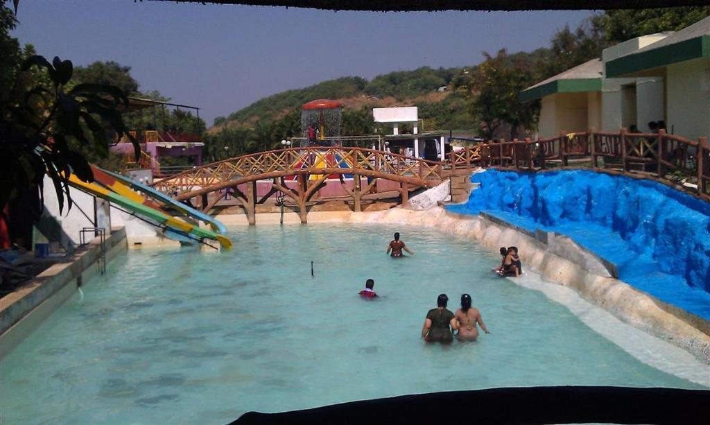 ปาลิบีชรีสอร์ท Malad ภายนอก รูปภาพ