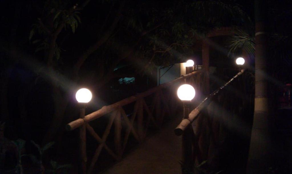 ปาลิบีชรีสอร์ท Malad ภายนอก รูปภาพ